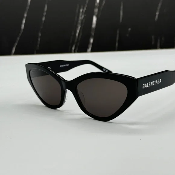 NEW BB0306S 001 BALENCIAGA BLACK CAT EYE WOMEN BALENCIAGA SUNGLASSES - Picture 7 of 12
